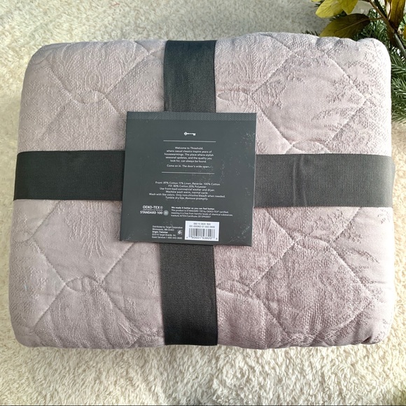 Threshold Bedding Threshold Textured Jacquard Quilt Fullqueen